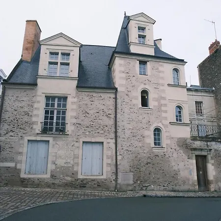 Casa : L'eclat De La Doutre