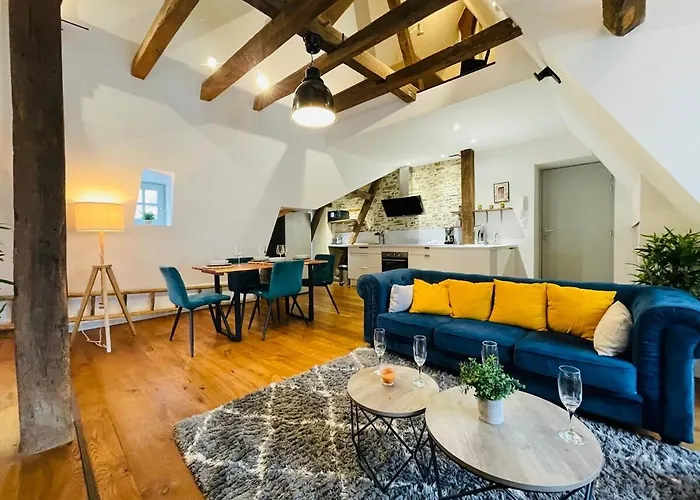 Casa : L'eclat De La Doutre Angers